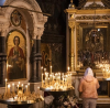 Украинските власти претърсват църкви