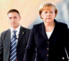 Екс-съветник на Меркел се противопостави на доставката на тежко въоръжение за Украйна