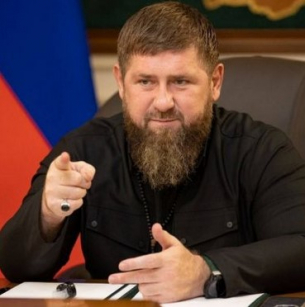 Кадиров показа процеса на почистване на селището от чеченски доброволци