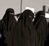 Британските специални сили се престорили на жени и избягали от талибаните