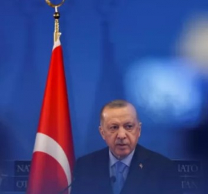 Турция преустанови преговорите на Швеция и Финландия за НАТО