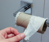 Светът е изправен пред недостиг на тоалетна хартия заради проблема в Суец