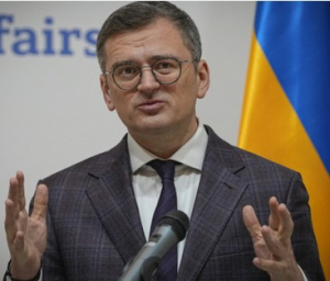 Кулеба призова украинските дипломати да извадят западните партньори от зоната на комфорт - вежливият диалог не давал резултат