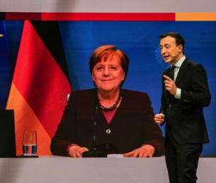 Байдън изнесе урок по демокрация на Меркел