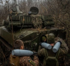 Кулеба: Германия все още не е поела ангажимент да изпрати танкове в Украйна