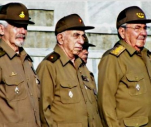 Куба: Раул Кастро си отива, но политическият курс остава
