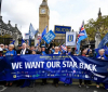 Хиляди протестиращи в Лондон искат Великобритания отново в ЕС
