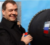 Сбъдна се прокобата на Медведев, цената на газа премина 2000 евро