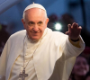 Папата затяга правилата за борба с корупцията
