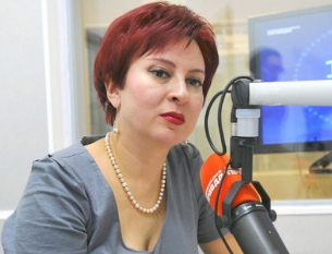 Руската журналистка, която описа българи като „нехора“, е задържана в Косово по подозрение в шпионаж