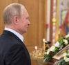 Путин присъства сам на празнична служба на Бъдни вечер