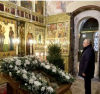 Путин присъства сам на празнична служба за Бъдни вечер в катедралата в Кремъл
