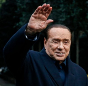 Берлускони: Нямам никаква институционална роля в това правителство, а заслужавам