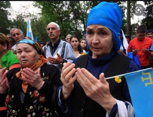 Защо Русия арестува кримските татари точно сега?