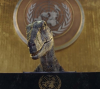 Динозавър изнесе лекция в ООН  за изчезването на хората като вид