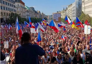 В Европа започнаха да провеждат митинги за Русия