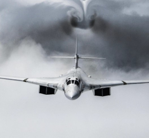 Руски стратегически бомбардировачи прелетели над Тихия океан, Берингово и Охотско море