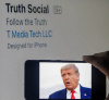 Акциите на медийната компания на Тръмп хвръкнаха с 842% след  обявяването на „TRUTH Social“