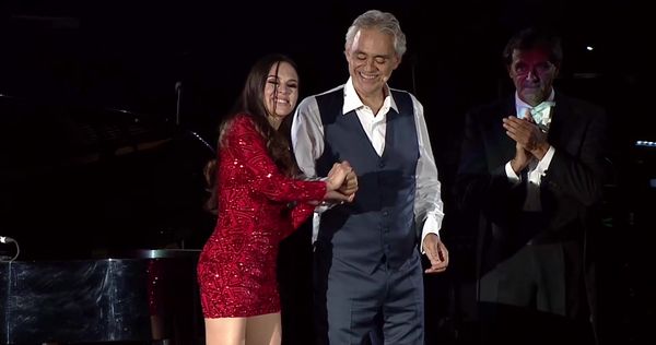 LolaAndrea Bocelli