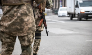 Бившият премиер на Украйна Азаров: Военните пребиха до смърт 72-годишна жена в търсене на укриващи се от армията