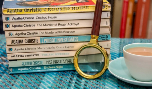 Откриха първото публикувано произведение на Агата Кристи - възпяла в рими повреда на влак