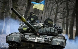 Полковник от Бундесвера: Украйна губи най-важното във войната