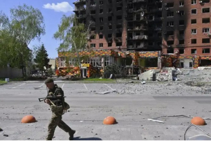 Покровск успешно се прочиства от окупаторите, но Путин постави нов краен срок