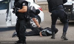 Арестуваха учител за педофилия в София