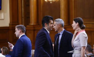 Разпад! ДБ се опълчиха на измамниците Киро и Асен след удара на ПП по Лорер и Божанков