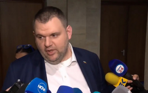 Пеевски: Служебното правителство да не се поддава на натиск от представители на провалени политически проекти