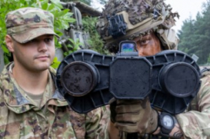 Паника в Дания заради имагинерните дронове - масово се изкупуват консерви и радиостанции