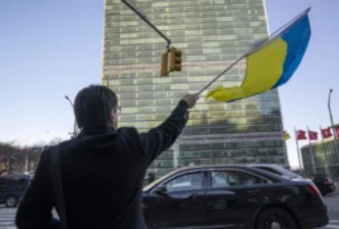 Меркурис: Изчезва дори намек за получаване на репарации от Русия