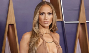 Дженифър Лопес пя за 2 милиона долара хонорар на сватбата на индийски милиардер