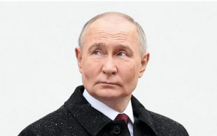Путин не рискува нищо на мирните преговори – защото има по-големи цели
