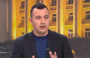 Социалист отговори на интригите на дерибеите на Доган