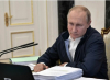 Ройтерс: Путин се е вкопчил в някакво подобие на нормалност, докато войната му неумолимо продължава
