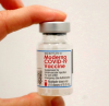 FDA разреши бустерните доза на Модерна за възрастни хора и хора в риск