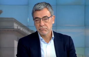 Даниел Вълчев за преговорите за кабинет: Причудливи неща стават