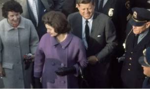 Продават палтото, с което Джаки Кенеди става президентска съпруга