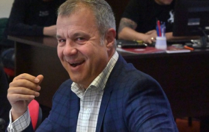 Кошлуков праща полиция, прокуратура и ЧСИ на СЕМ