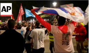 Студенти и граждани блокираха моста &quot;Газела&quot; в Белград