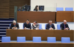 Шестима министри на отчет пред депутатите в парламента