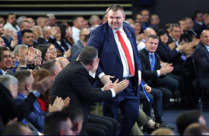 Те смениха господаря: кметовете на Делян Пеевски