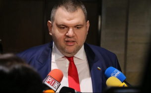 Как действа кордонът срещу Пеевски