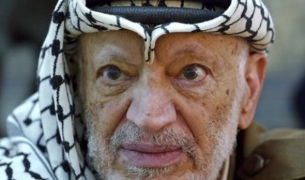 11 ноември 2004 г. Умира Ясер Арафат