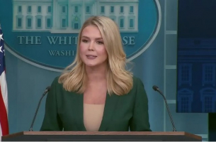 Каролайн Ливит: Тръмп спря финансирането на войната в Украйна, но още продаваме големи количества оръжия на НАТО