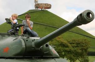 В Беларус подготвят децата за война?