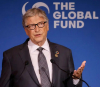 Бил Гейтс финансира стартъп, намаляващ емисиите от оригване на крави