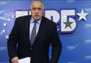 Борисов сащиса журналистите: За президент ще издигна...