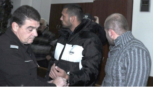 Арестуваха с 5 кила дрога синът на известна съдийка